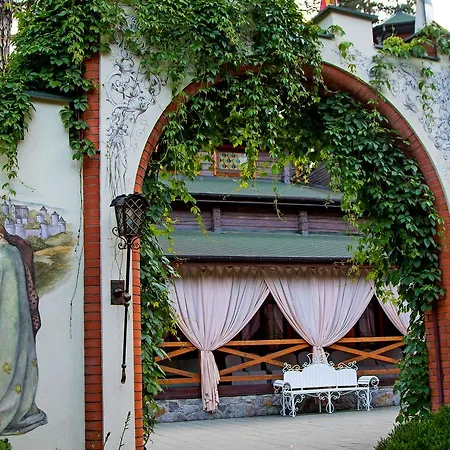 Otel фортеця